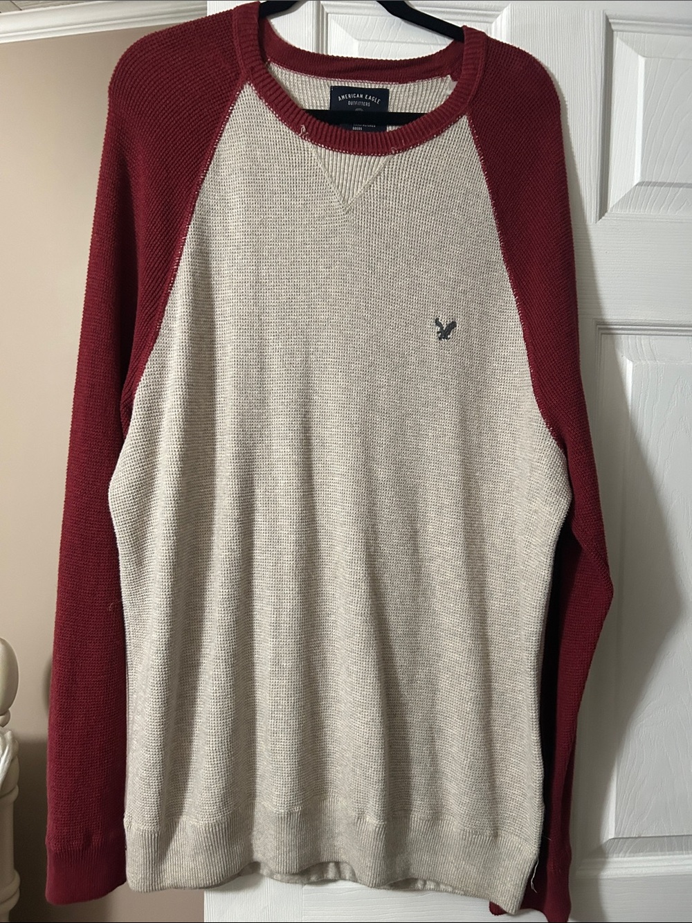 American Eagle Outfitters Cream and Burgundy Raglan Crewneck Sweater